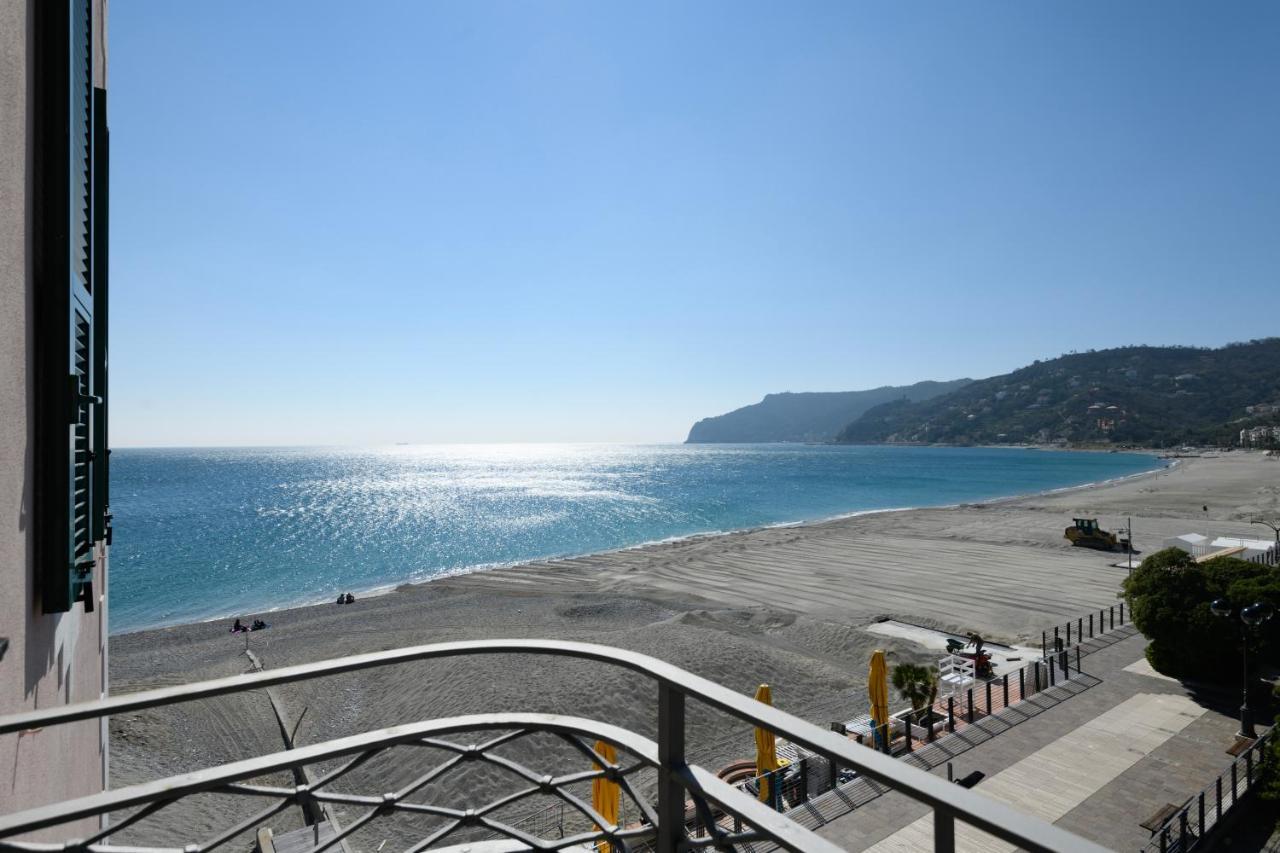 Hotel Miramare Spotorno Exterior photo