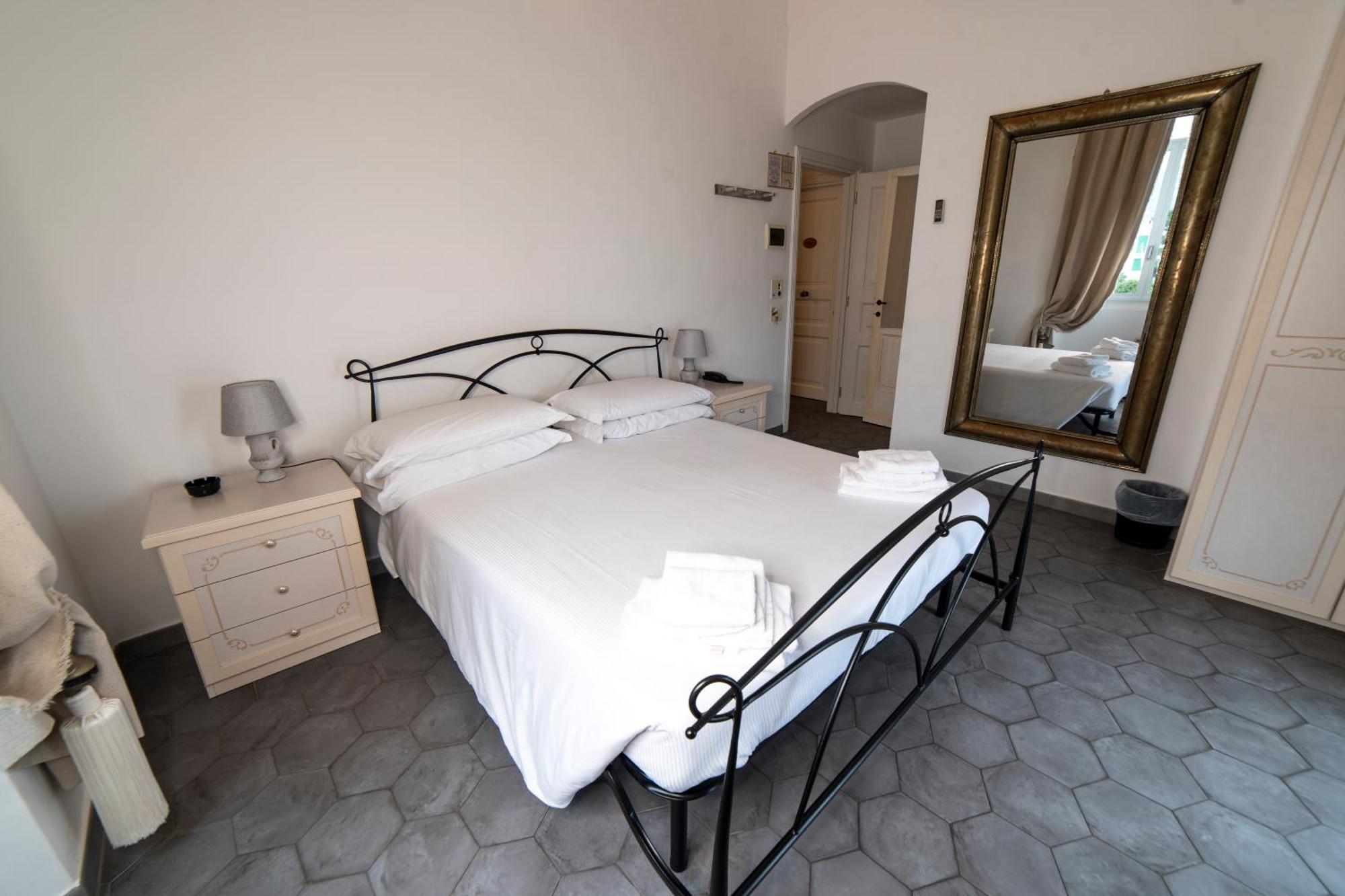 Hotel Miramare Spotorno Room photo