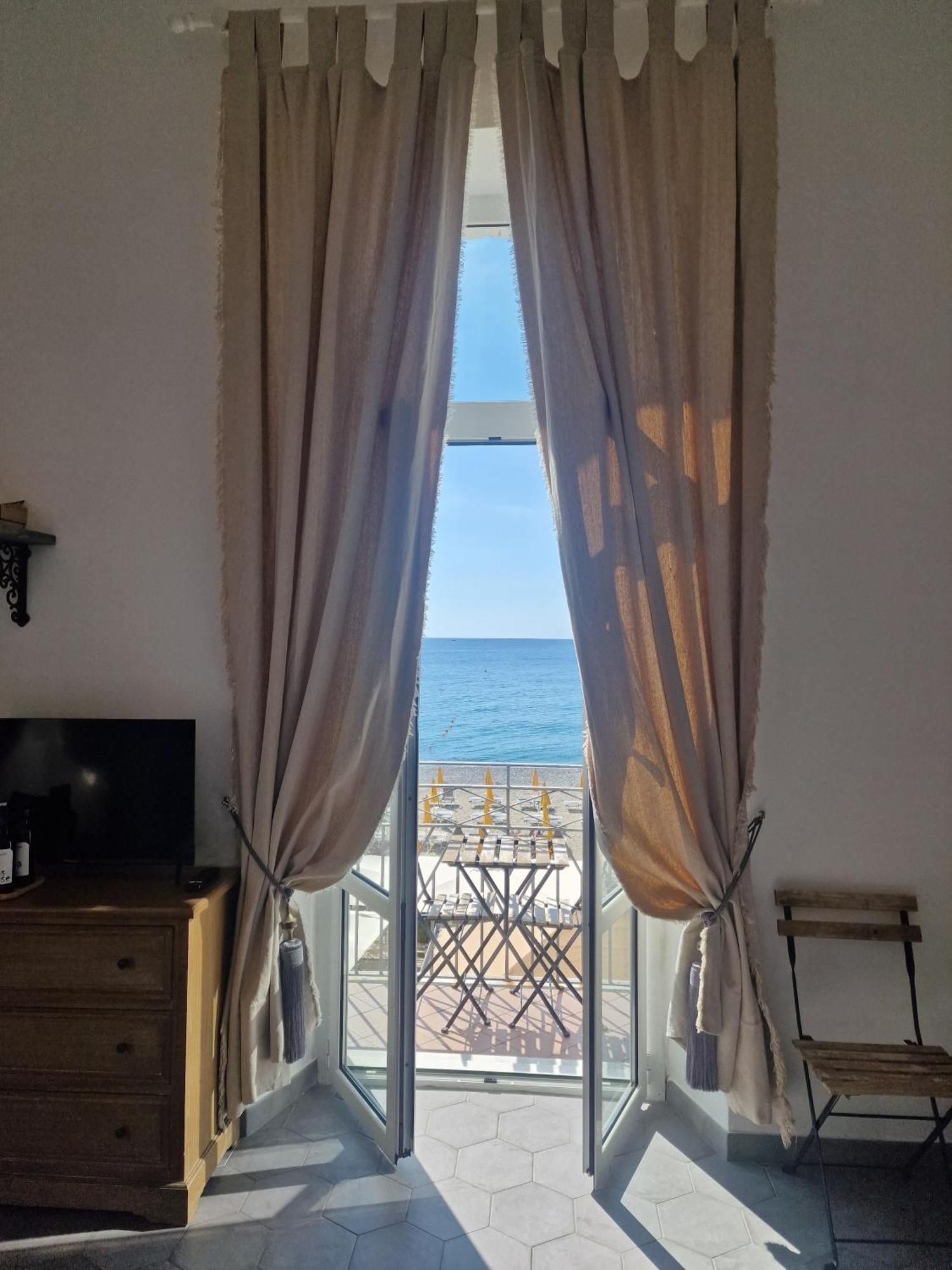 Hotel Miramare Spotorno Exterior photo
