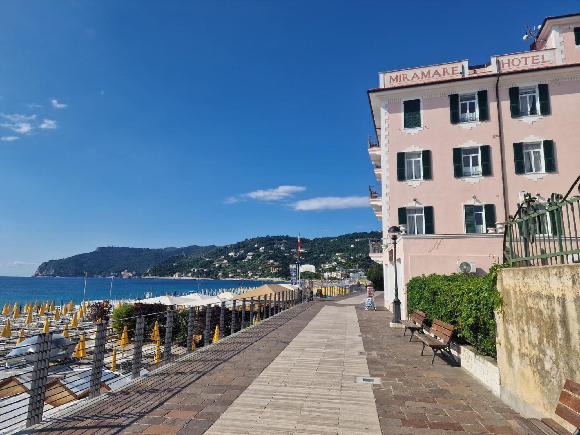 Hotel Miramare Spotorno Exterior photo